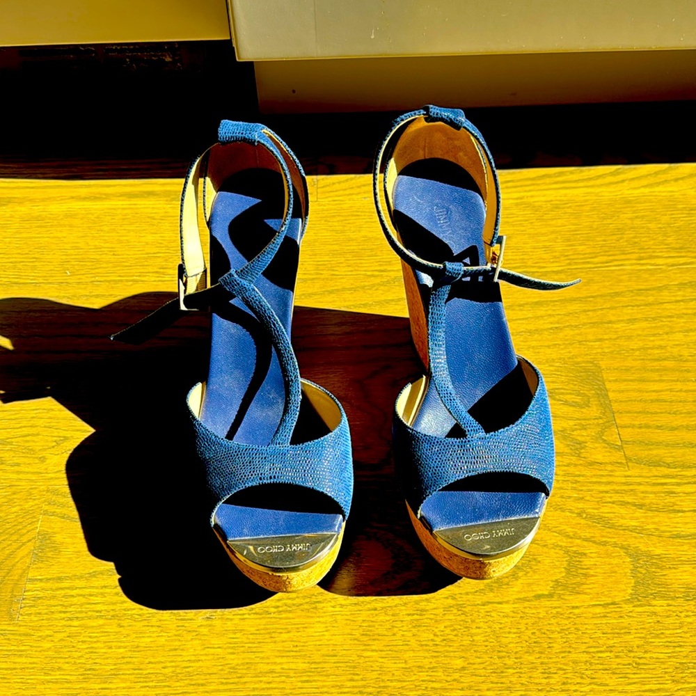 Fun flirty Jimmy Choo wedges in blue. Size 38 1/2